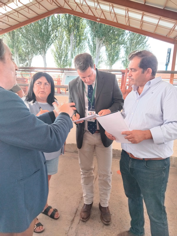 la participación en el jurado de P. J. Budler, prestigioso experto en razas autóctonas y referente mundial en genética de vacuno.